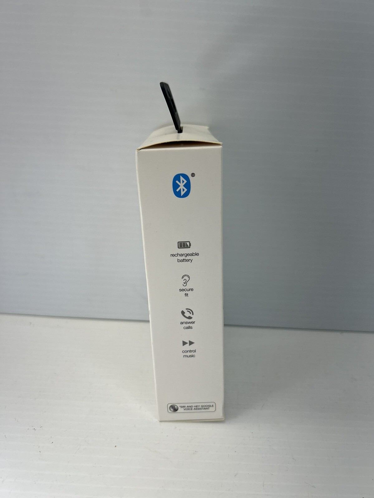 Vivitar Bluetooth Earphones Rechargeable Battery,White, Superior Sound