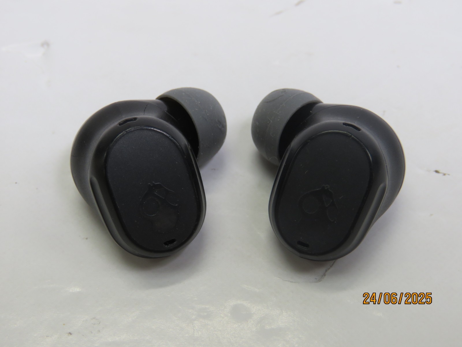 Skullcandy S2FYW-P751 Mod In-Ear Sound Isolating True Wireless Earbuds [CB209]