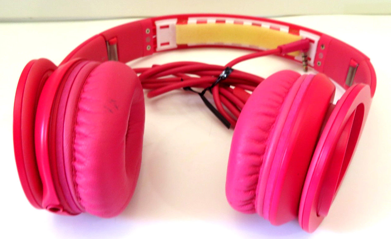 Beats by Dr. Dre Solo HD On-Ear Headphones Wired Pink Missing Head Cushion Used
