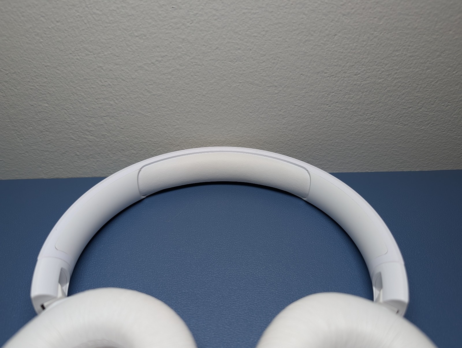 JBL Tune 520BT Bluetooth Wireless On-Ear Headphones – Foldable