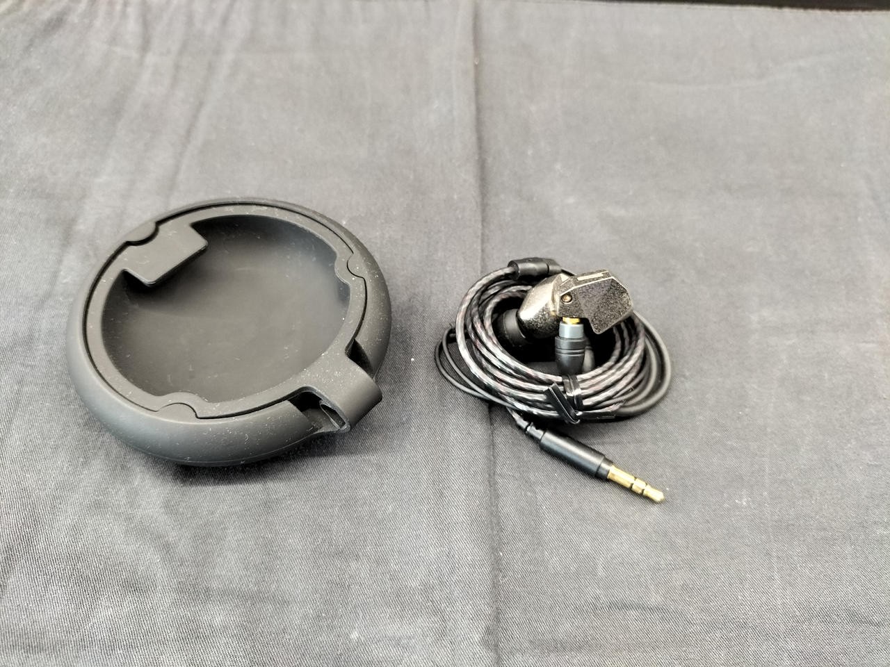 FINAL Audio B2 FI-B2BSSD Headphones Used Japan