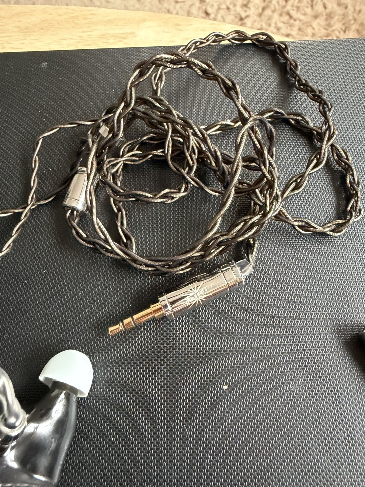 Linsoul Kiwi Ears KE4 In Ear Monitor, 2DD+2BA Hybrid Earphone, Gaming Earbuds