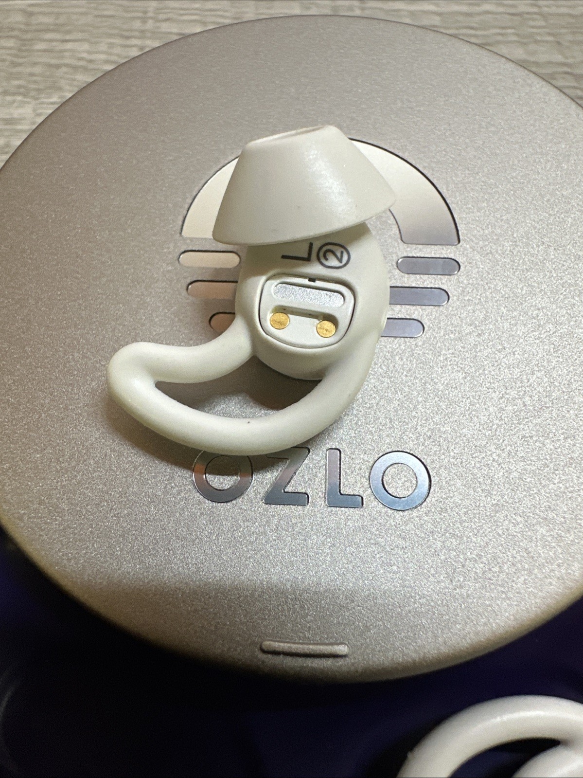 Ozlo Sleepbuds Comfortable Side Sleeper Headphones – Tested and Working