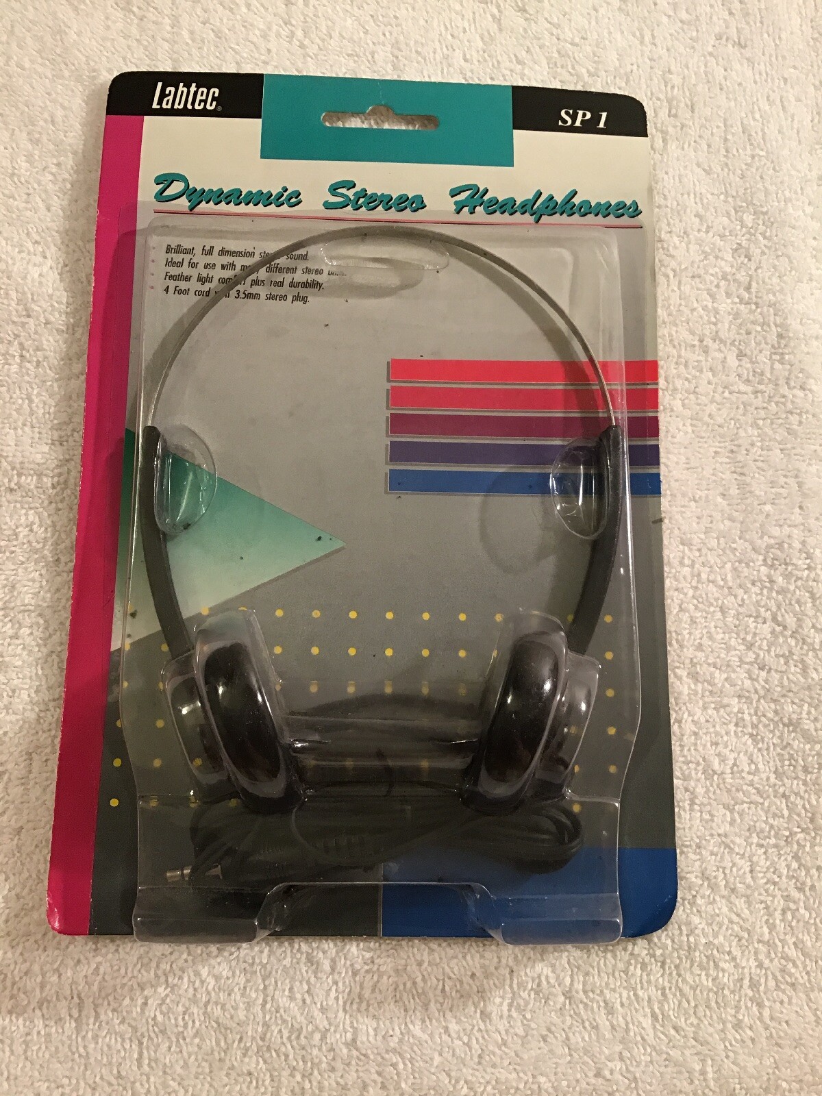 VINTAGE LABTEC DYNAMIC STEREO HEADPHONES, Model SP1, New. Free Shipping!