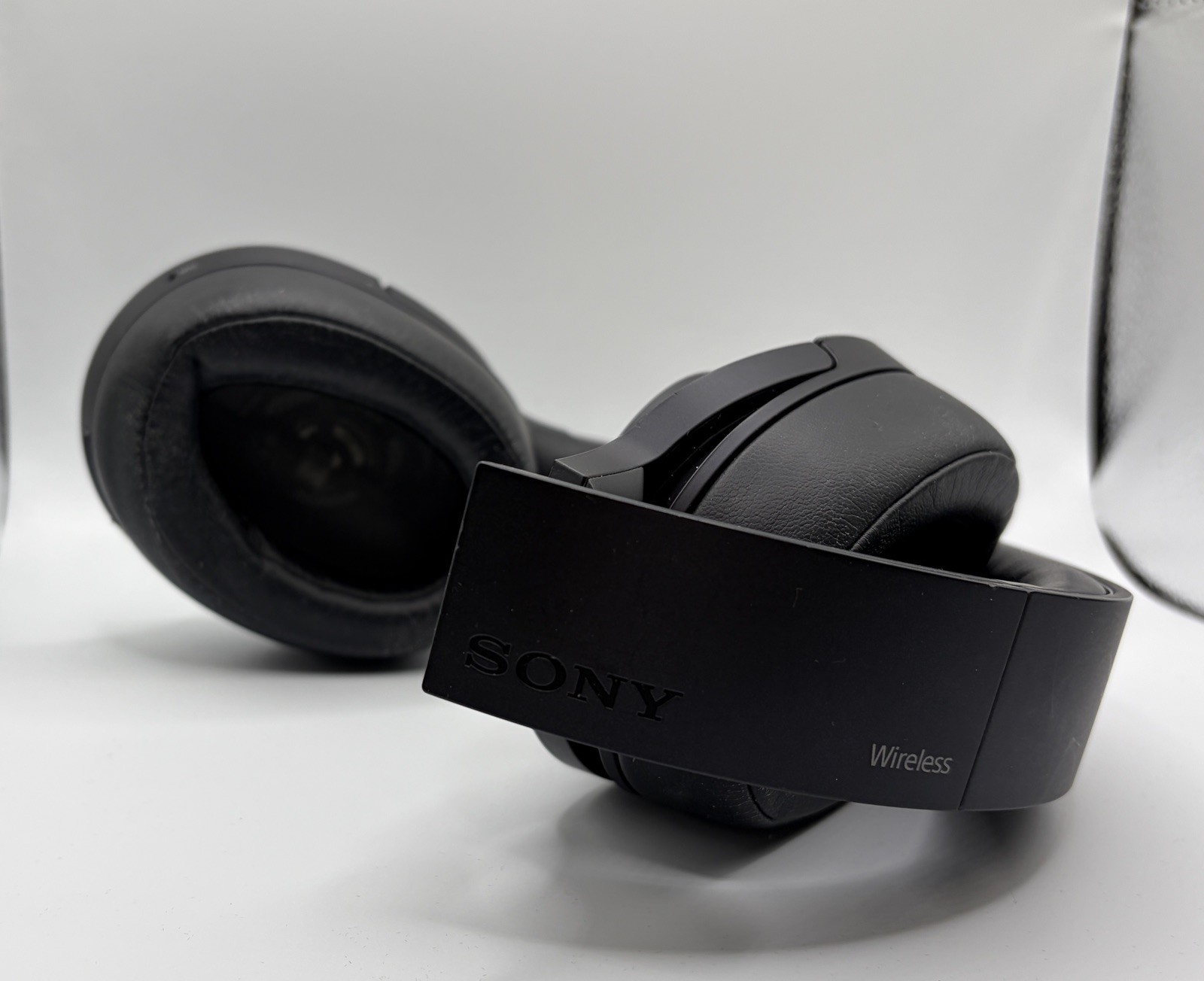 SONY hear.On MDR-100ABN Wireless Noise Cancelling Headphones, Carrying Case
