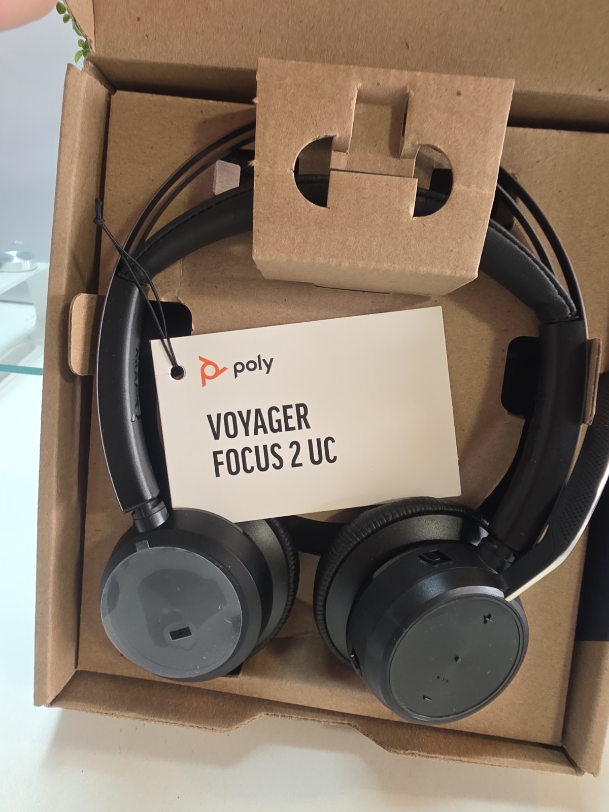 Poly Voyager Focus 2. New Open Box Free Delivery See Pictures.