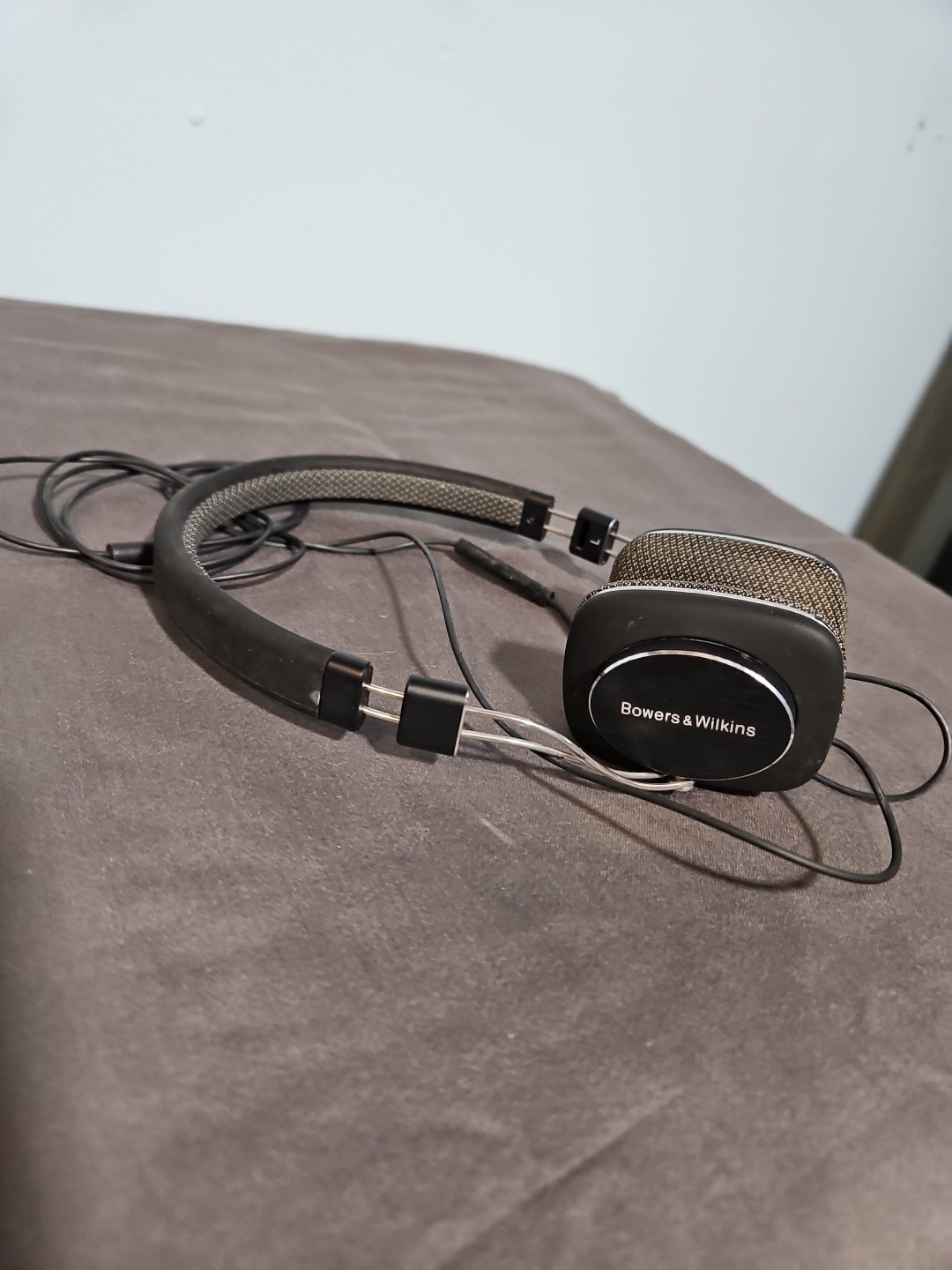 Bowers & Wilkins Headphones Wired