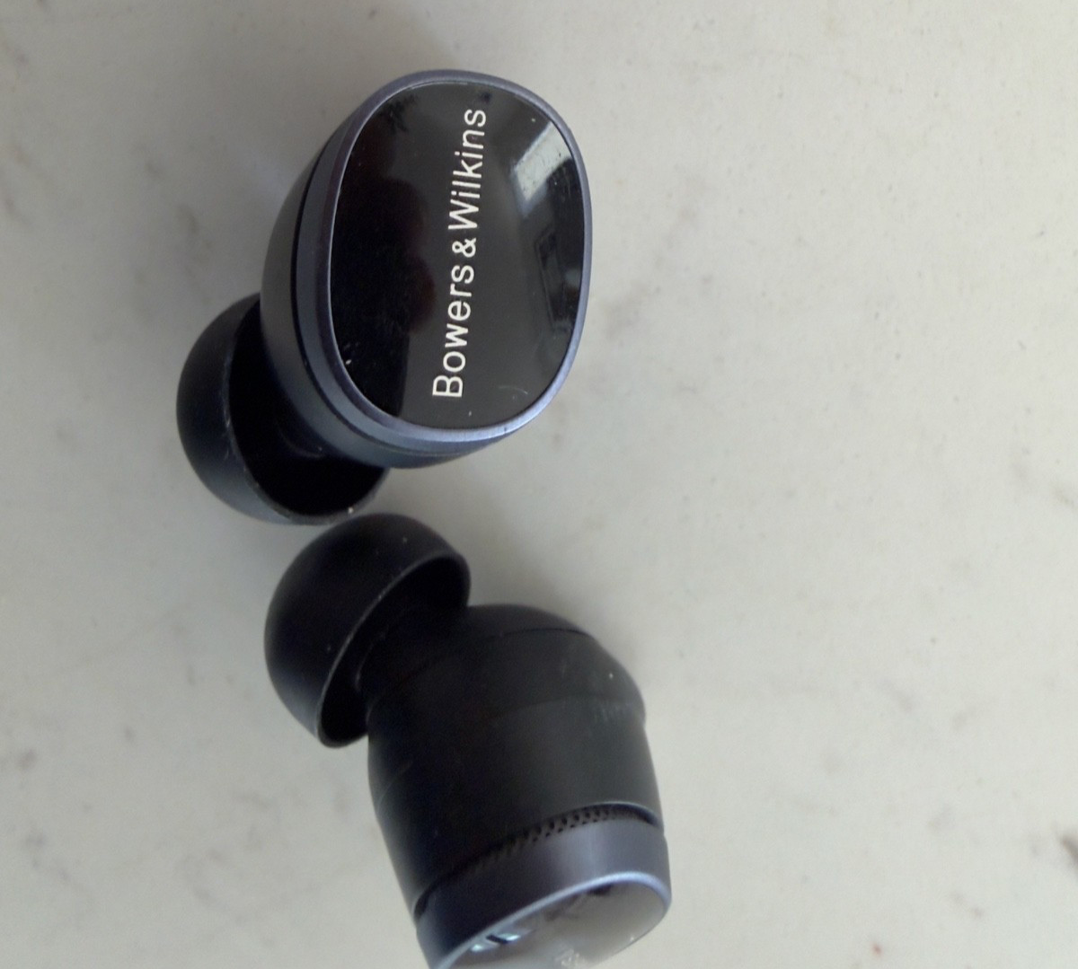 Bowers & Wilkins Pi8 – NEW True Wireless Earbuds with ALL Accessories (No Box)