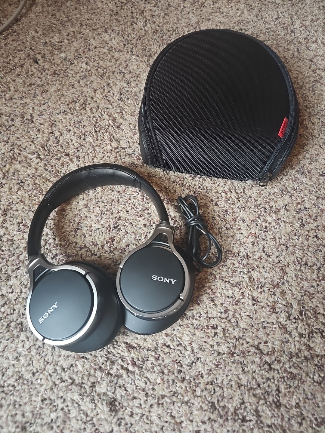 Sony Noise Canceling Headphones MDR-10RNC Black Tested Works Great!