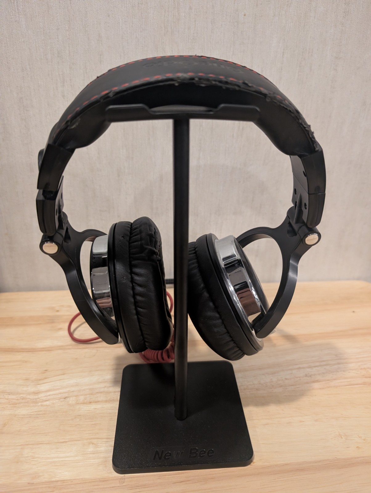 OneOdio Studio Pro 10 Wired Over Ear DJ Headphones Black w/ Coiled Cable