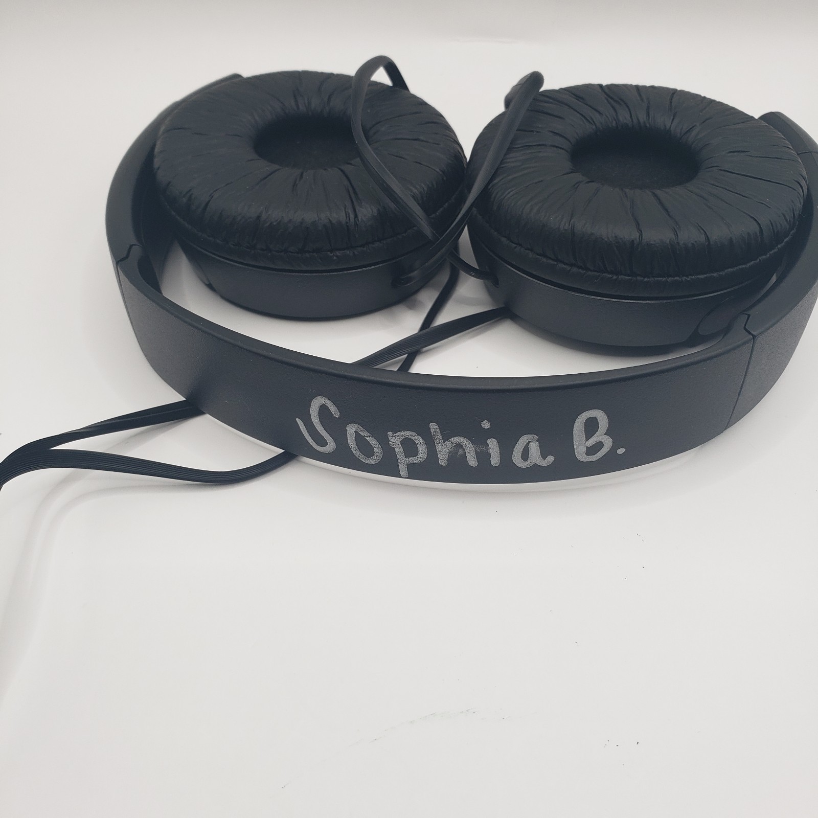 Sony MDR-ZX110 Noise Cancelling Headphones Color Black – Tested