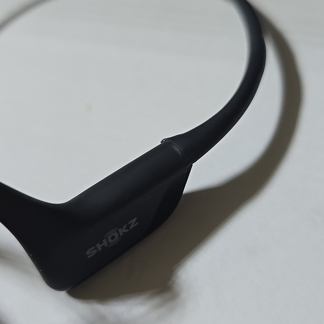Shokz – OpenRun Pro 2 Bone Conduction Sports Headphones – Black ( S820 )