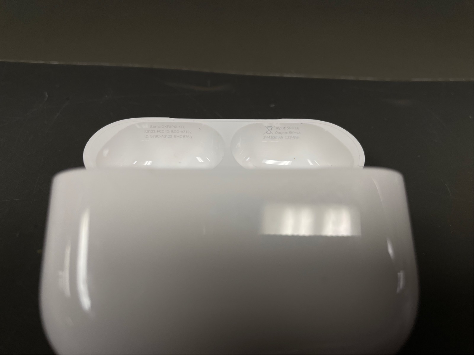 Apple AirPods Pro 3 – For Parts 1