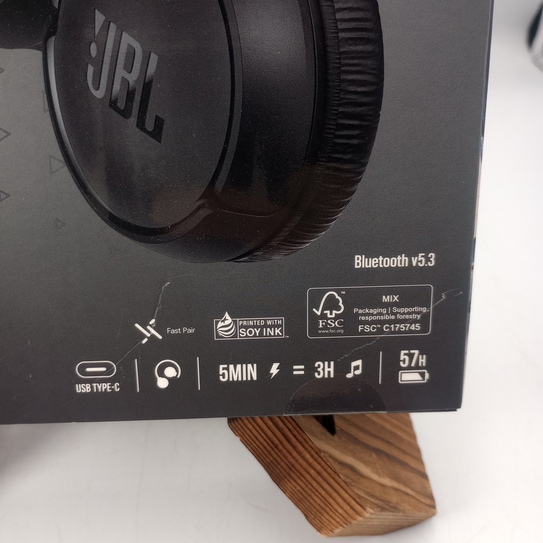 JBL Harman Tune 520BT Bluetooth Wireless On-Ear Headphones Black NEW