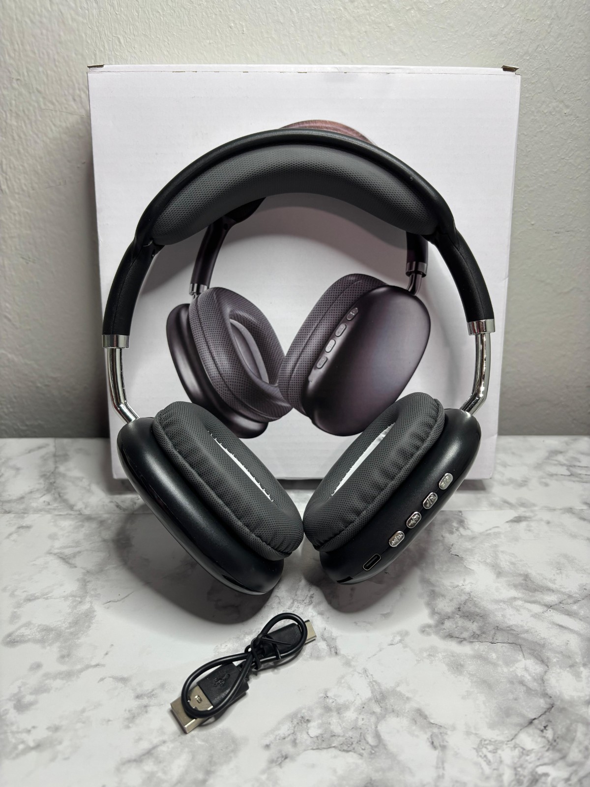 P9 Plus Max Over-Ear Headband Double Ear-Cup Headphones Black New In The Box