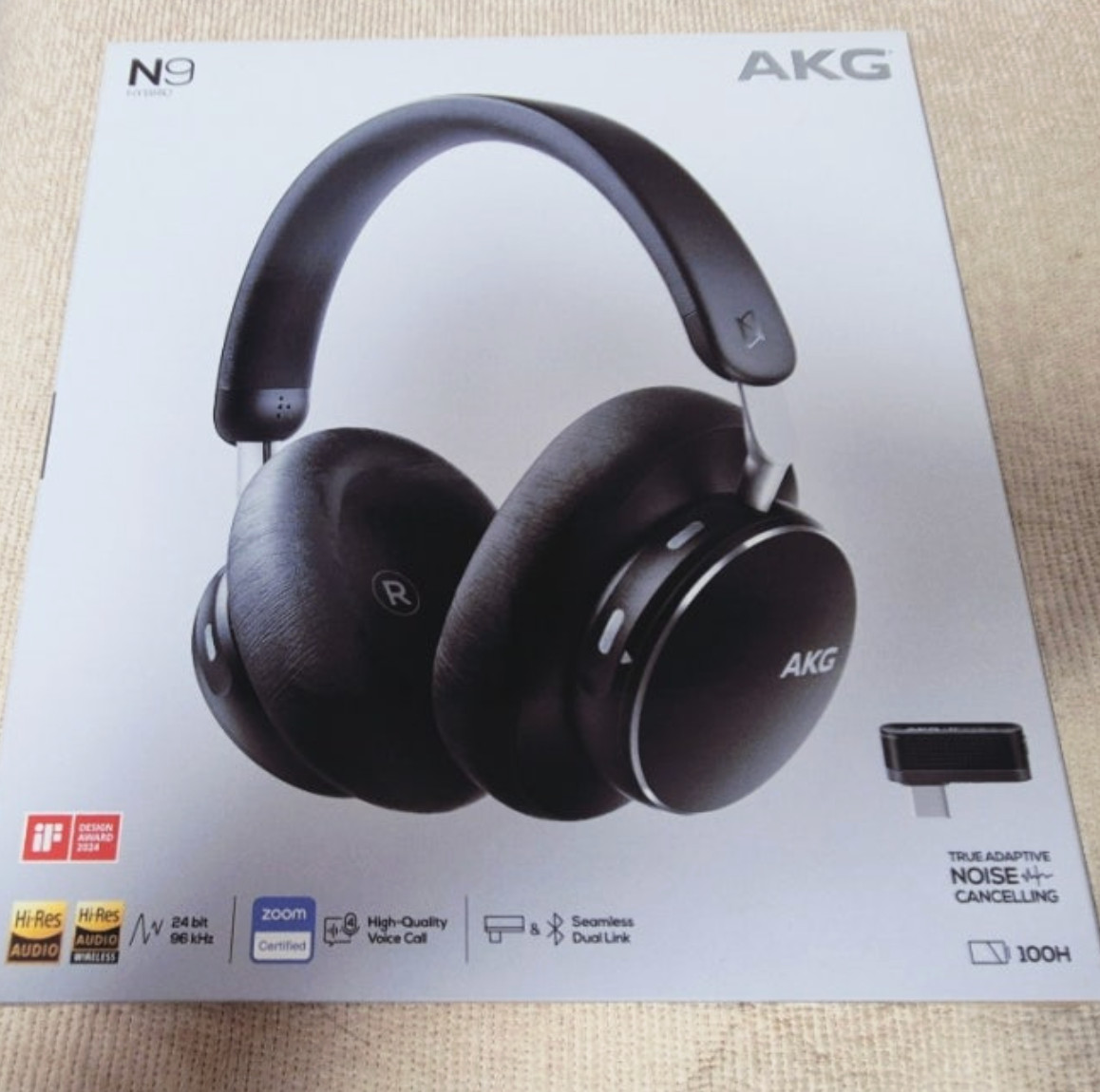 Harman AKG N9 HYBRID Wireless Over-Ear Noise Cancelling Headphones_Black Color