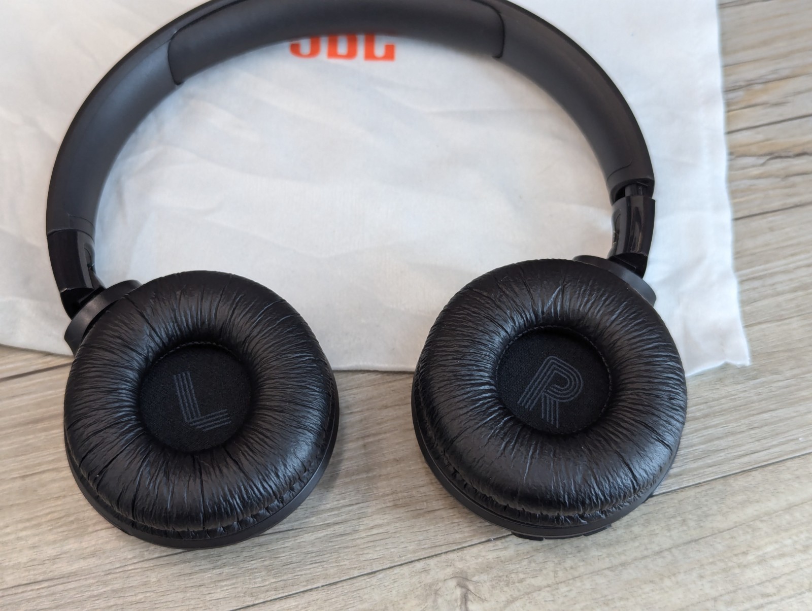 JBL Wireless Bluetooth On-Ear Headphones Tune 520BT Harman 2025 In Box W/ Manual