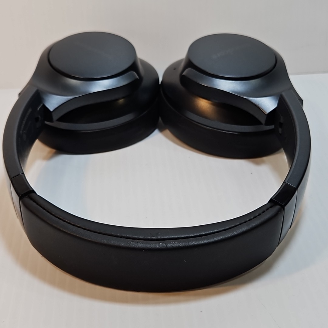 Soundcore Life Q20 – Hybrid Active Noise Cancelling Headphones
