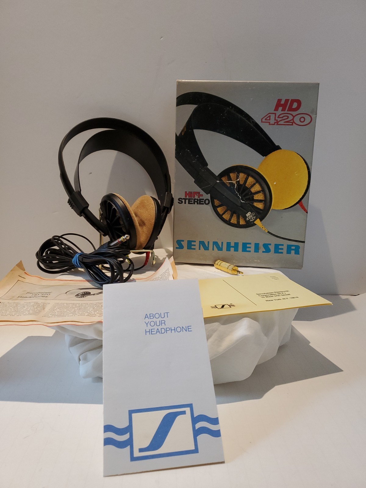 VTG 1980 Sennheiser HD 420 Headphones Original Box Made In Germany- WORKING
