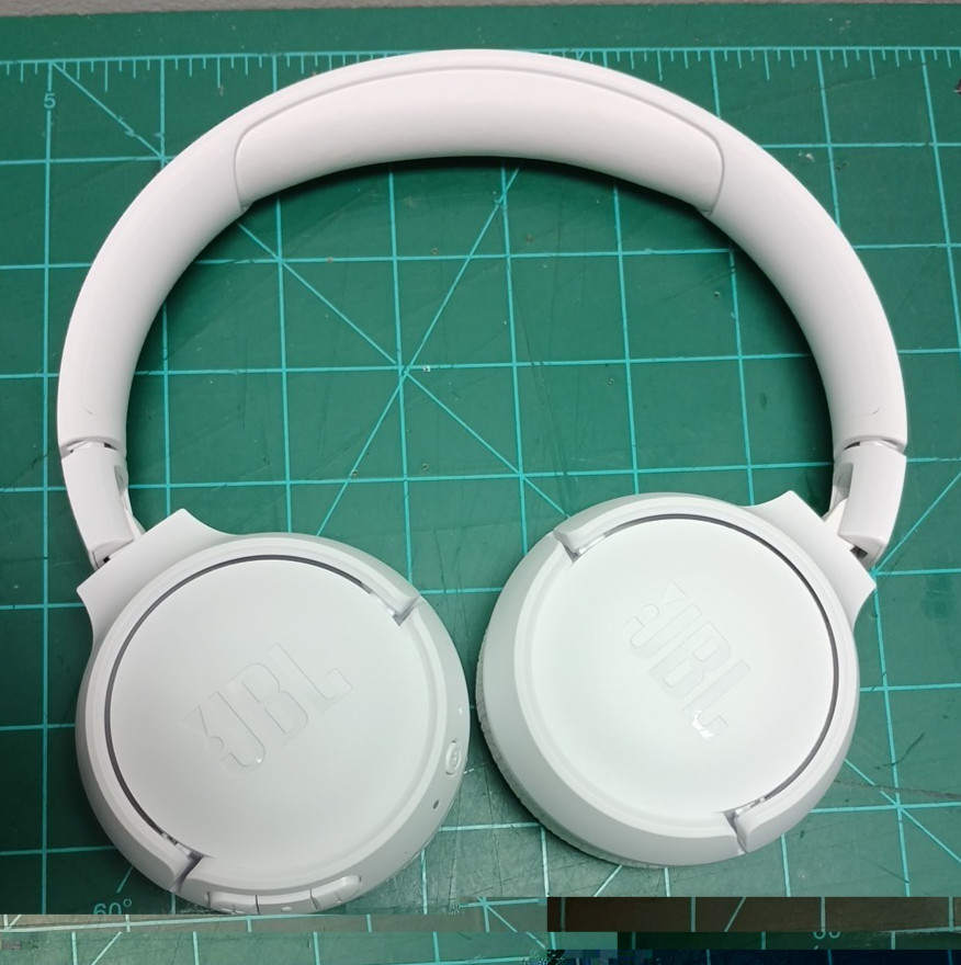 JBL White Harman Tune 520BT Wireless Headphones – Open Box
