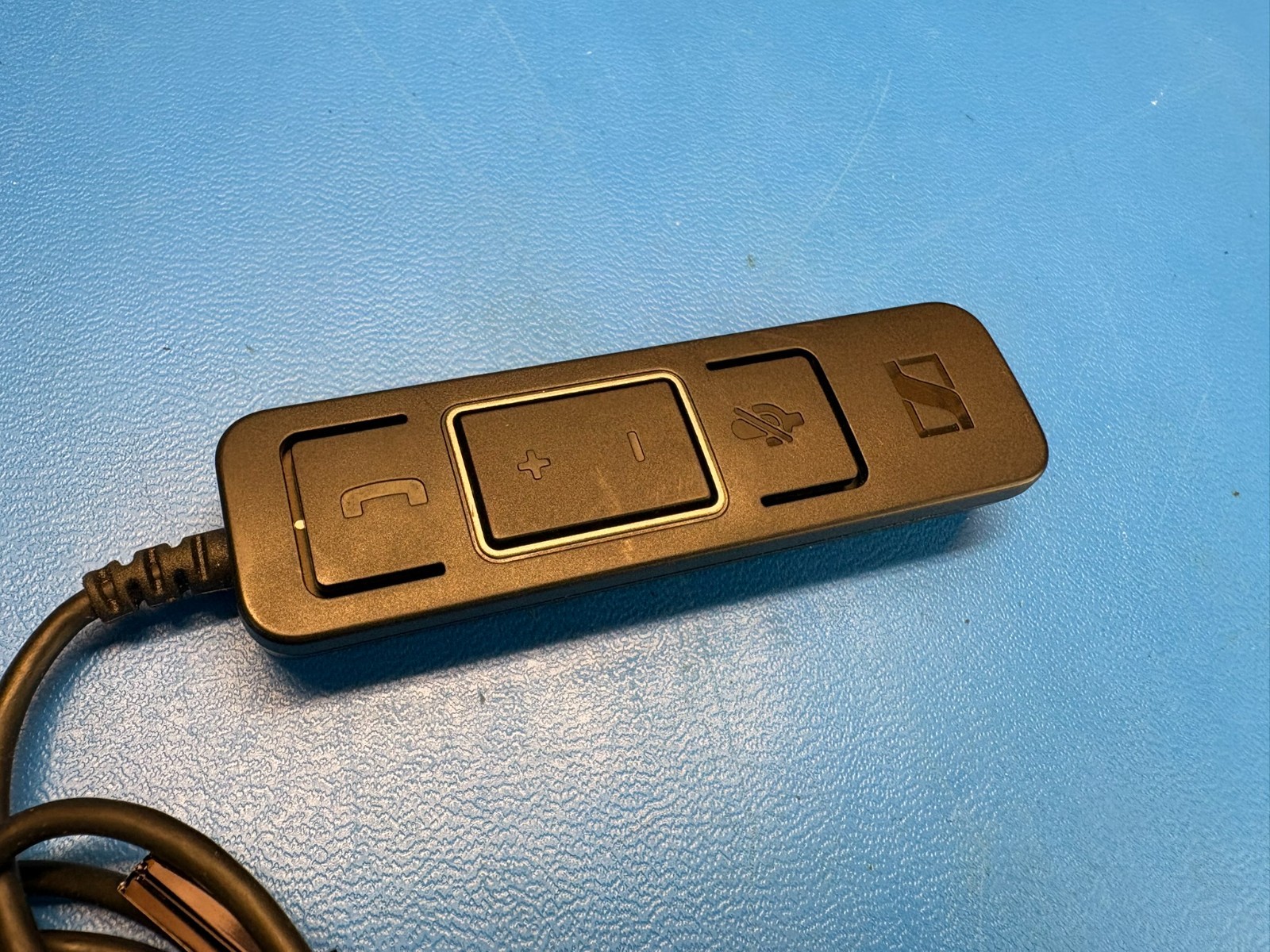 Sennheiser USB-CC x5 MS Adapter Cable USB to 3.5mm with Mute and Volume Control