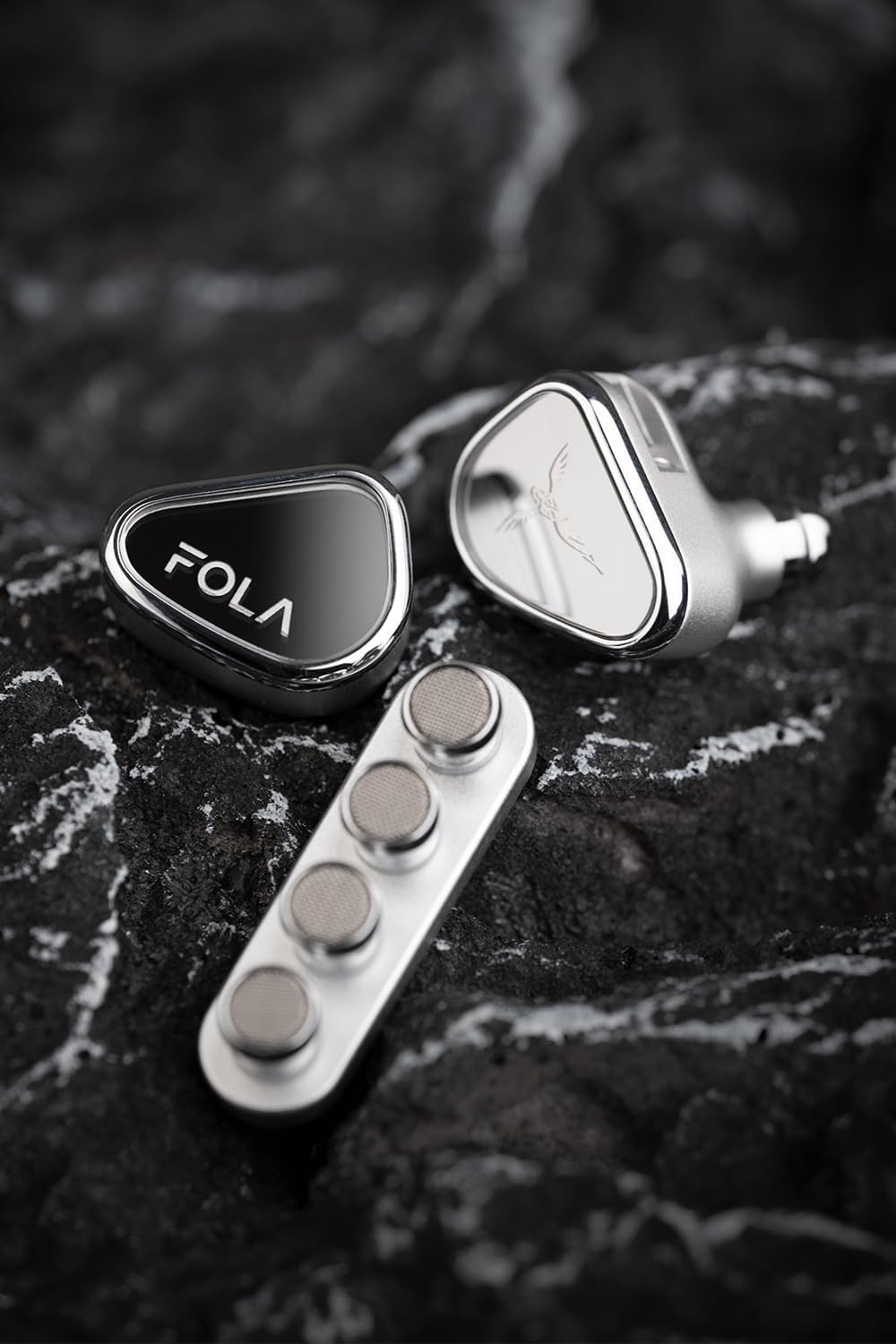 FOLA HiFi In-Ear Monitors with 3 Tuning Nozzles for Enhanced Sound Experience