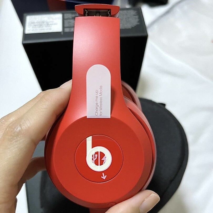 Original Beats Solo3 Wireless Club Collection Headphones – All Color New Sealed