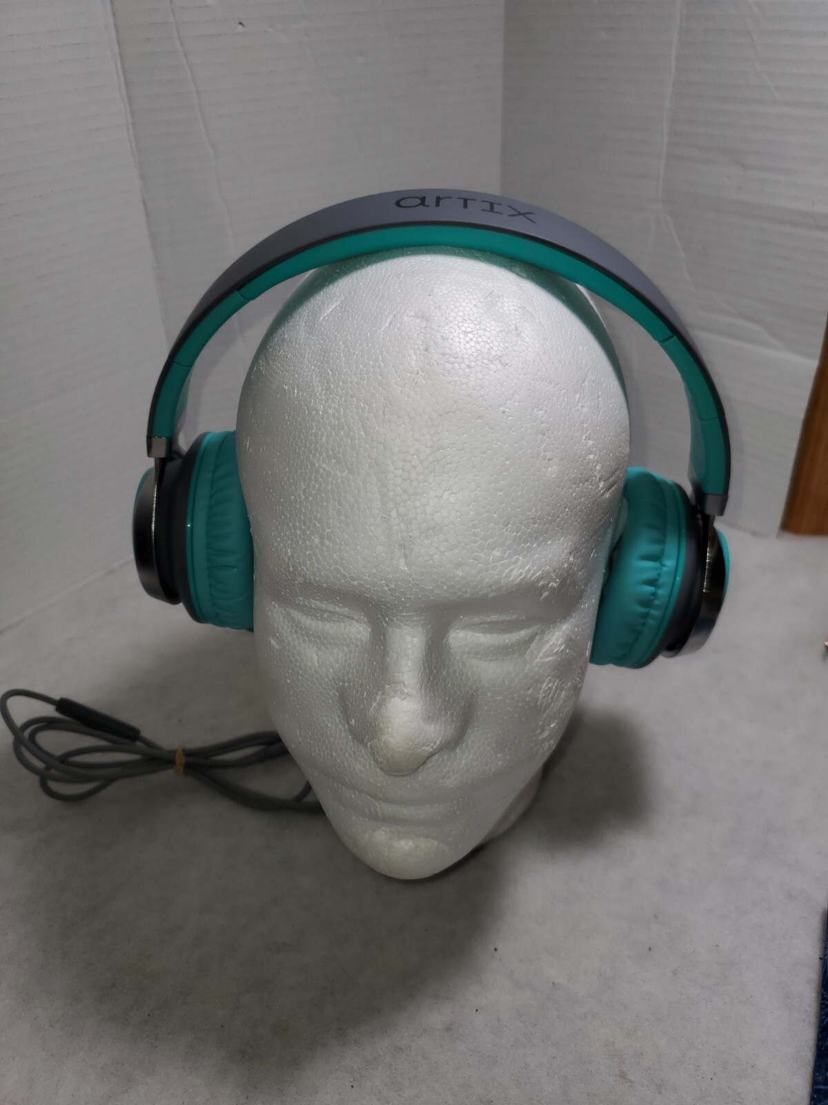 Artix CL750 Wired Headphones with Mic & Volume Control — 90% Noise Cancelling