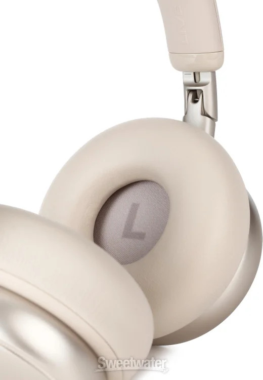 JBL Live 680NC Wireless Headphones – Champagne