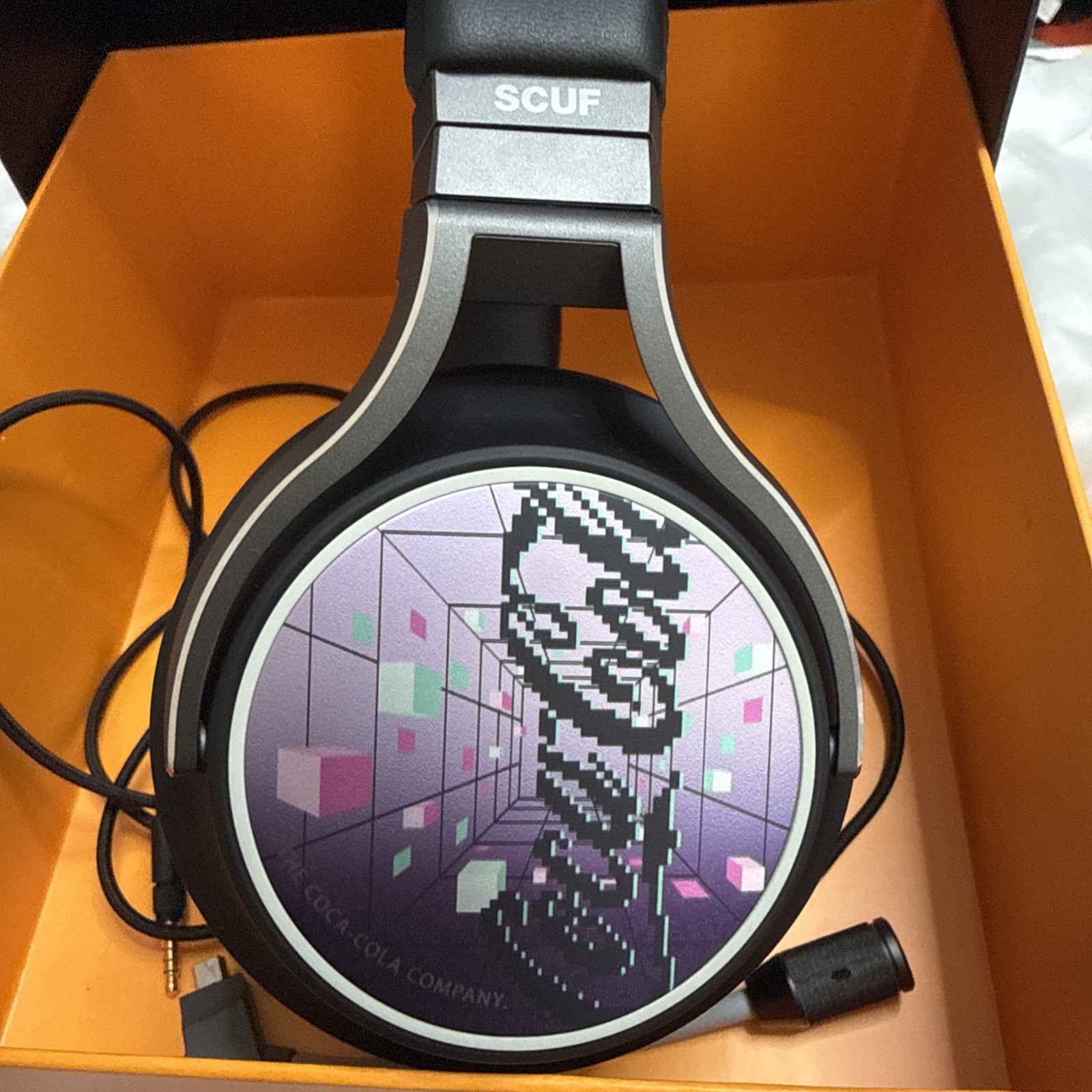 SCUF x Coca-Cola Creations Limited Edition Wired Gaming Headset Box & Mic