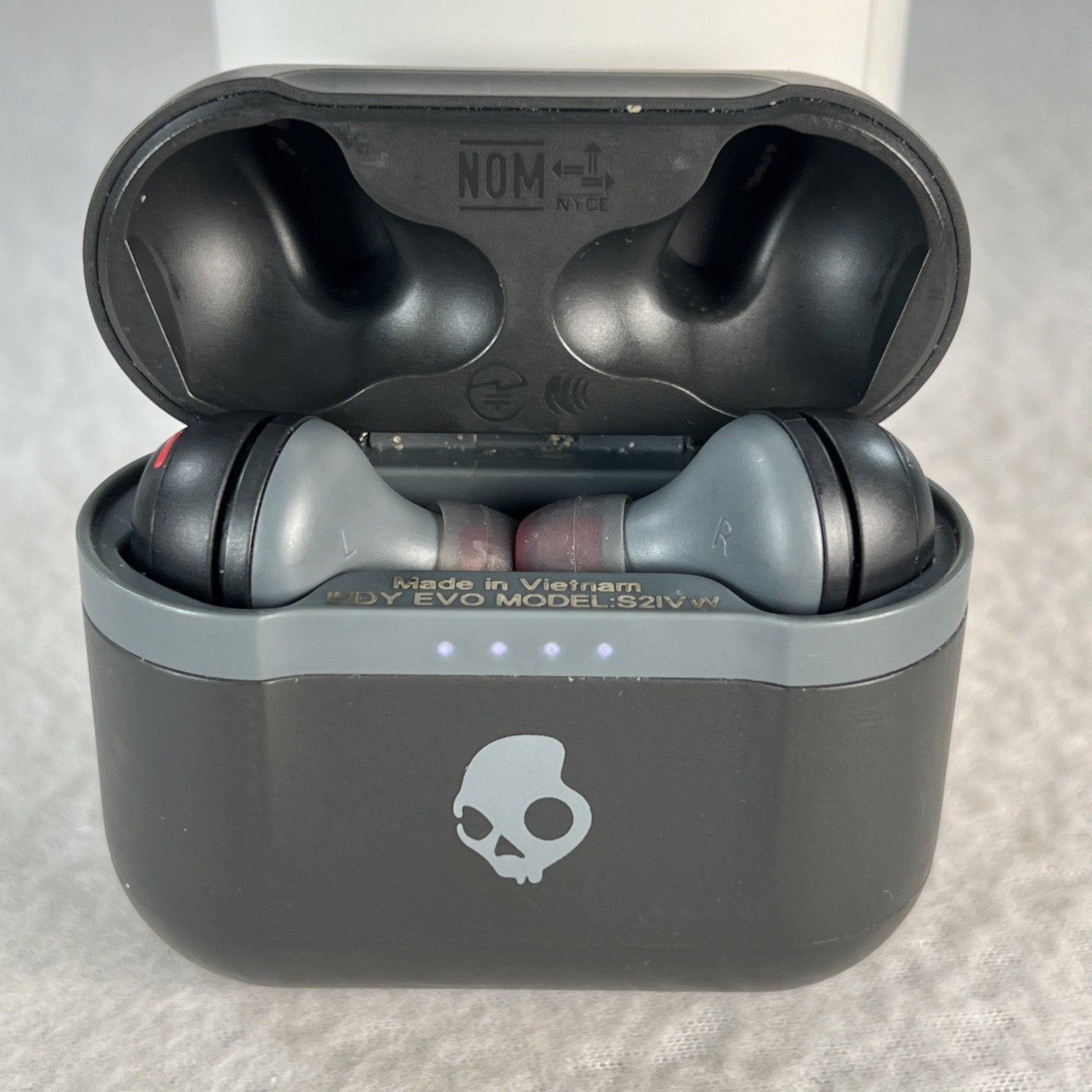 Skullcandy Indy EVO IN-EAR Wireless Earbuds with Charging Case Tested EUC