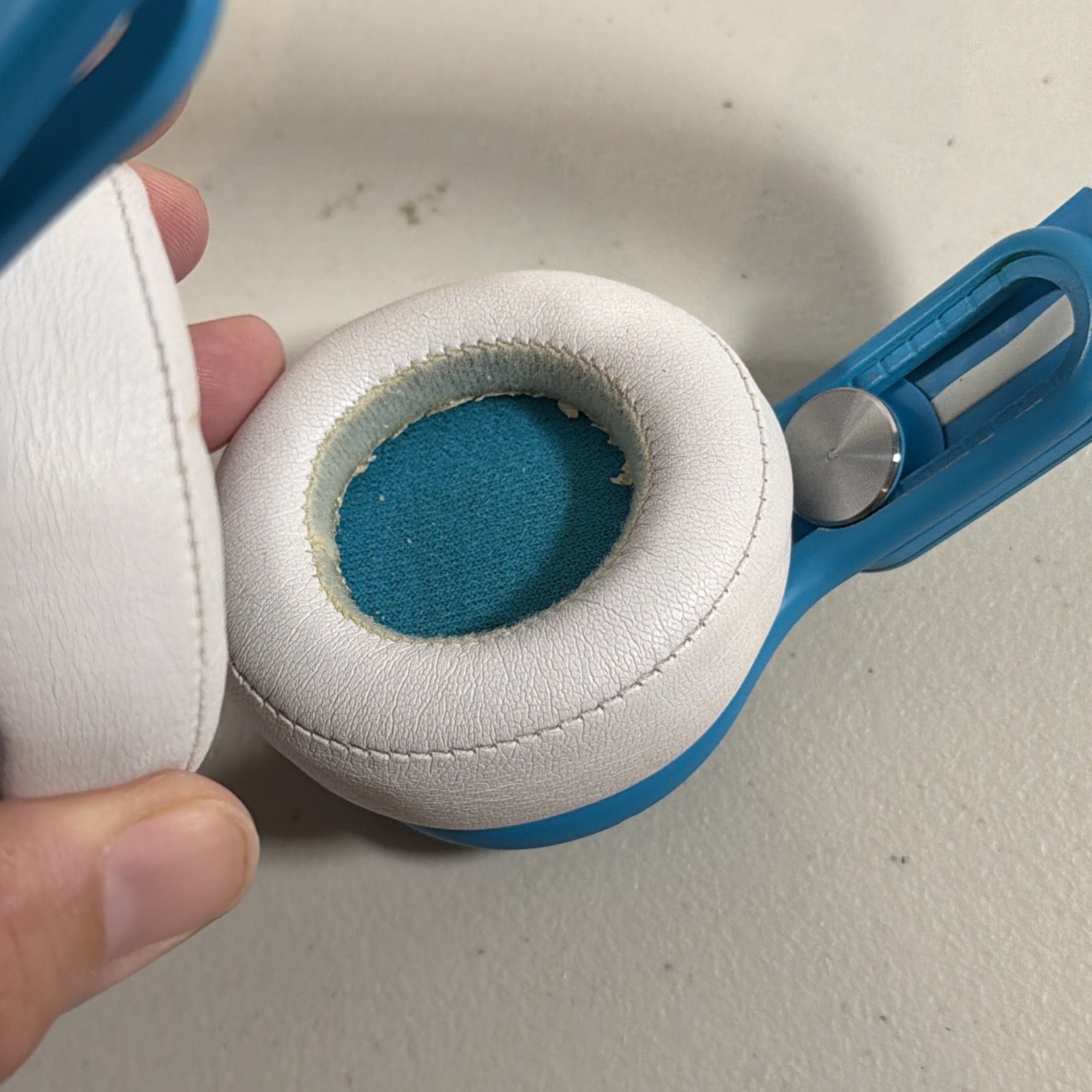 Beats Mixr Wired On-Ear Headphones Blue White – SEE DESCRIPTION.