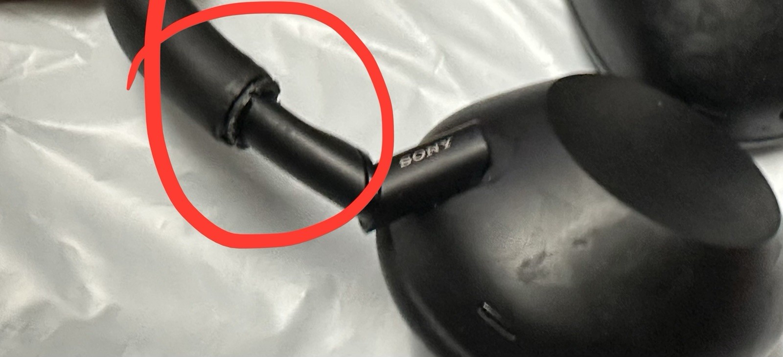 IMPERFECT- Sony WH-1000XM6 Bluetooth Wireless Headphones – MISSING SWIVEL PART