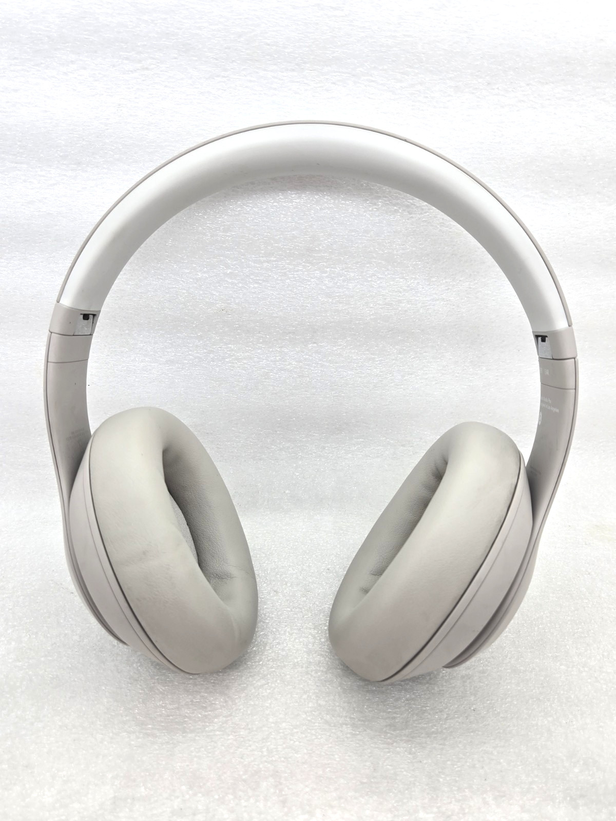 Beats Studio Pro Wireless Over Ear Headphones Sandstone FAST FREE SHIPPING b