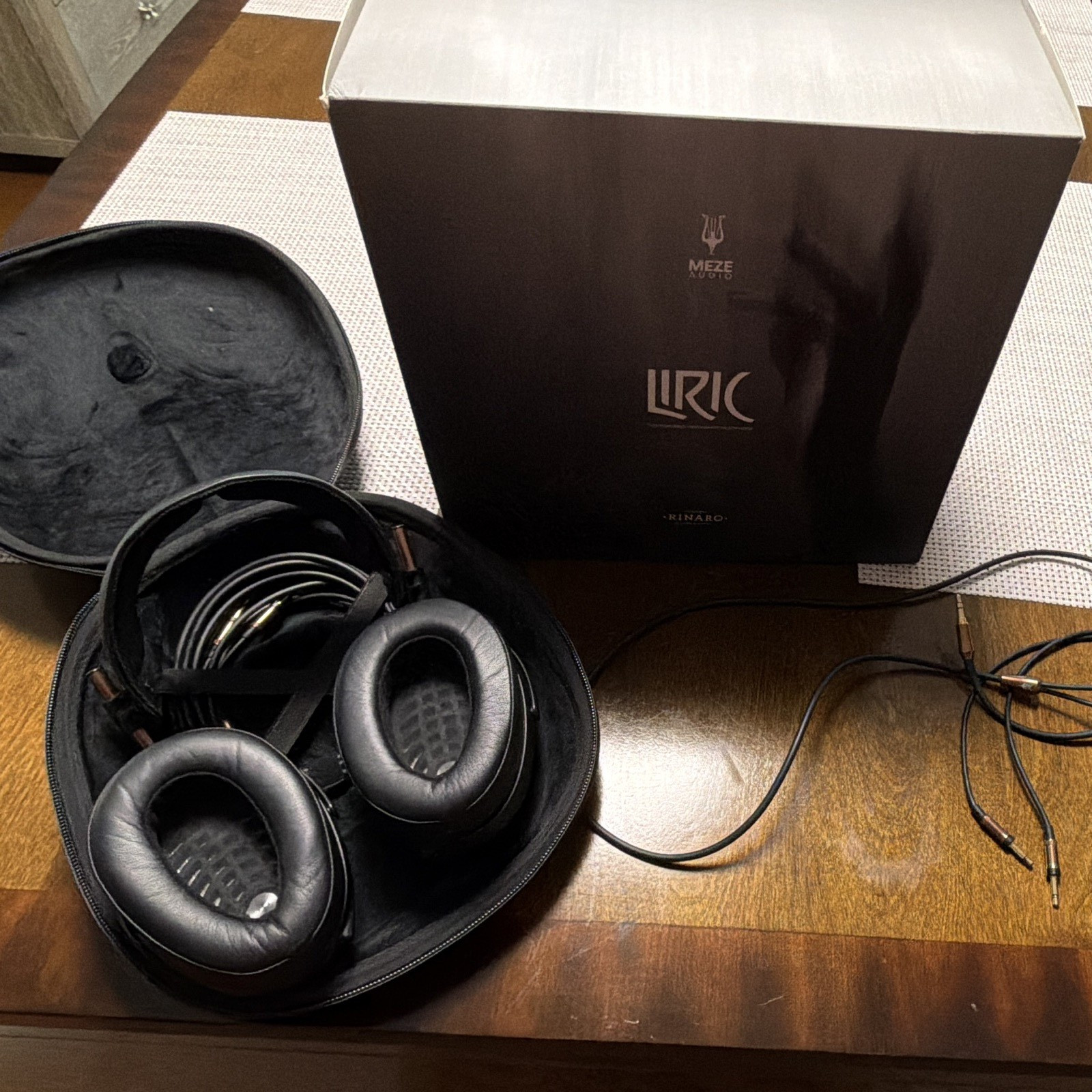 Meze Audio LIRIC Over-Ear Headphones Black Detachable Cable w/ Case & Box