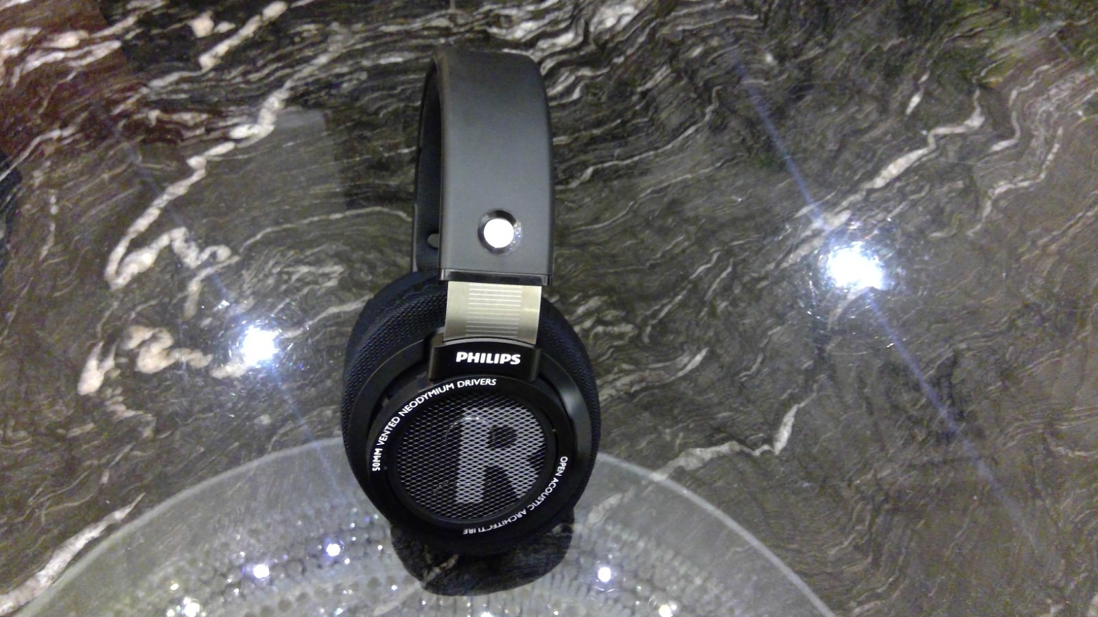 Philips SHP9500 HiFi Stereo Over-Ear Headphones – Black