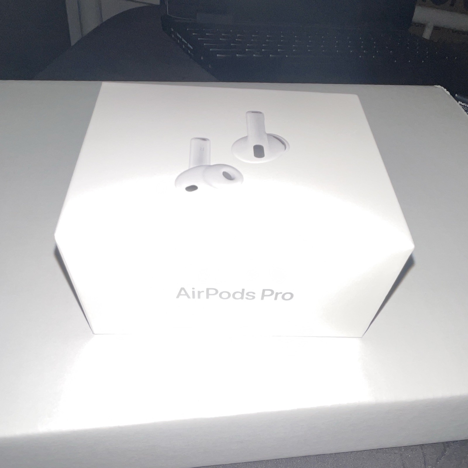 Apple AirPods Pro 3 Wireless Bluetooth In-Ear Earbuds – White