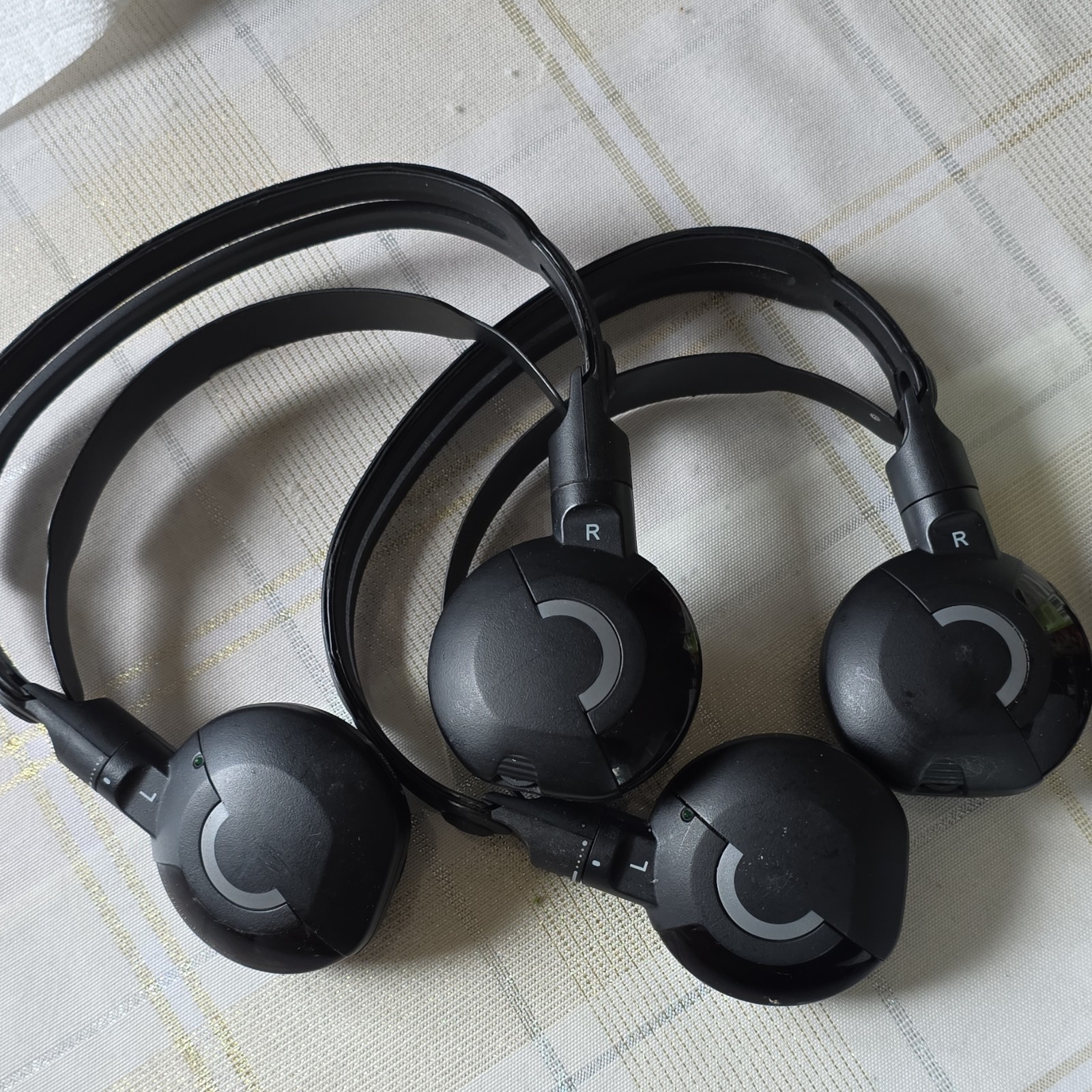 2005 to 2010 Acura MDX also Honda Pilot and Odyssey two Wireless Headphone
