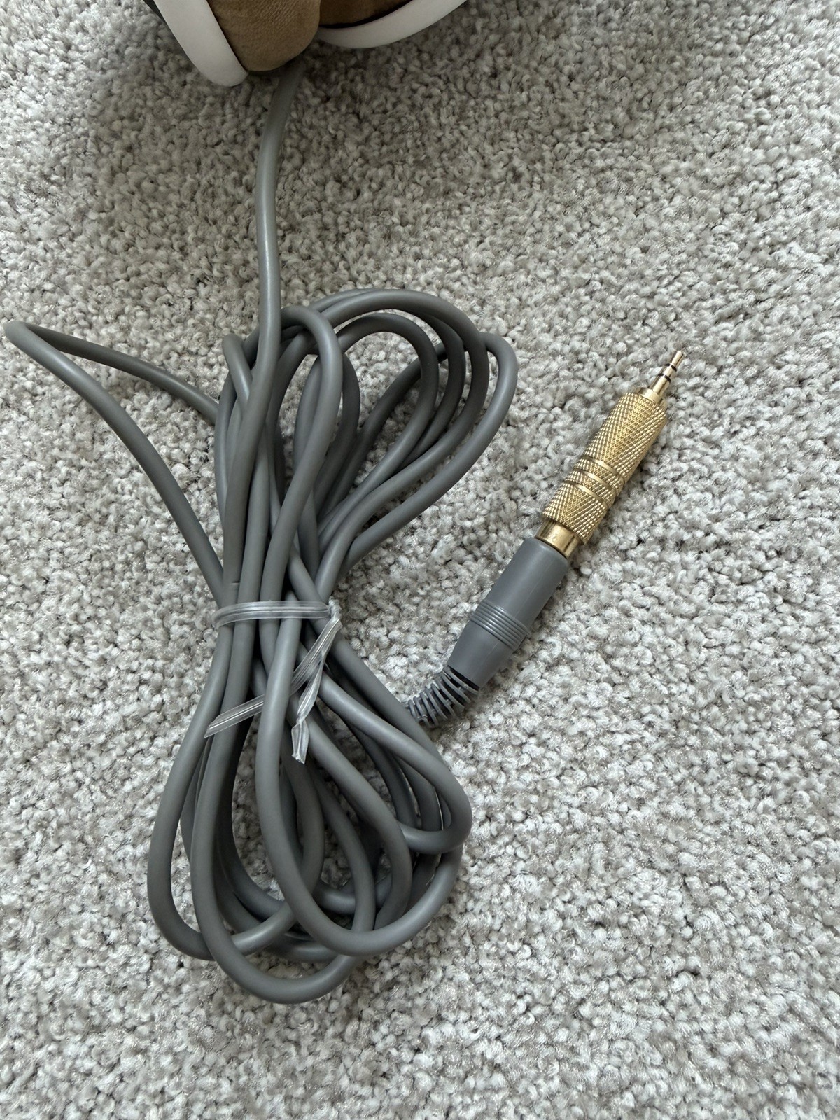 AKG K701 White Studio Open Air Type Headphones Clean and working