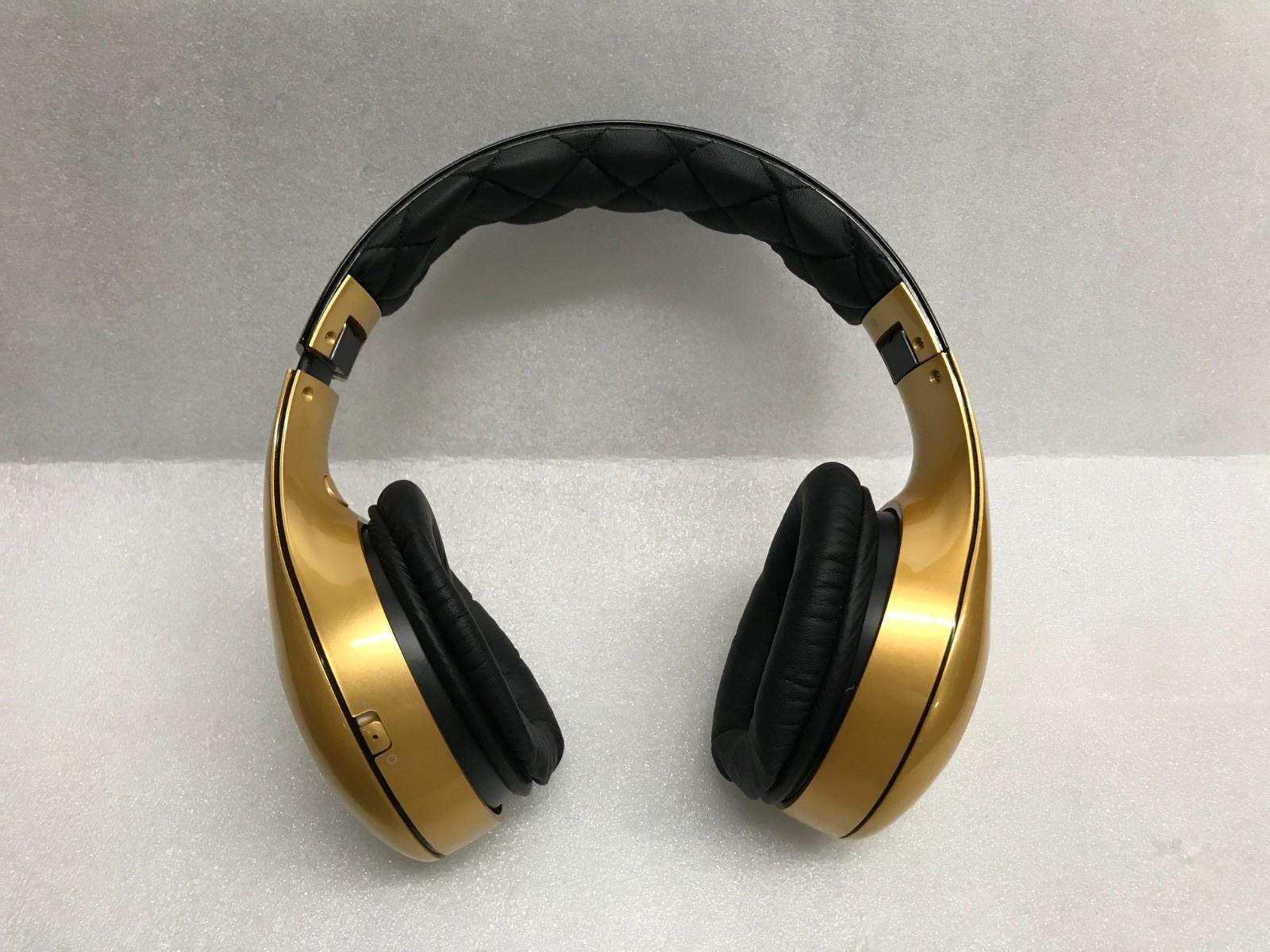 SOUL SL300 Elite High Definition Noise Canceling Headphones by Ludacris