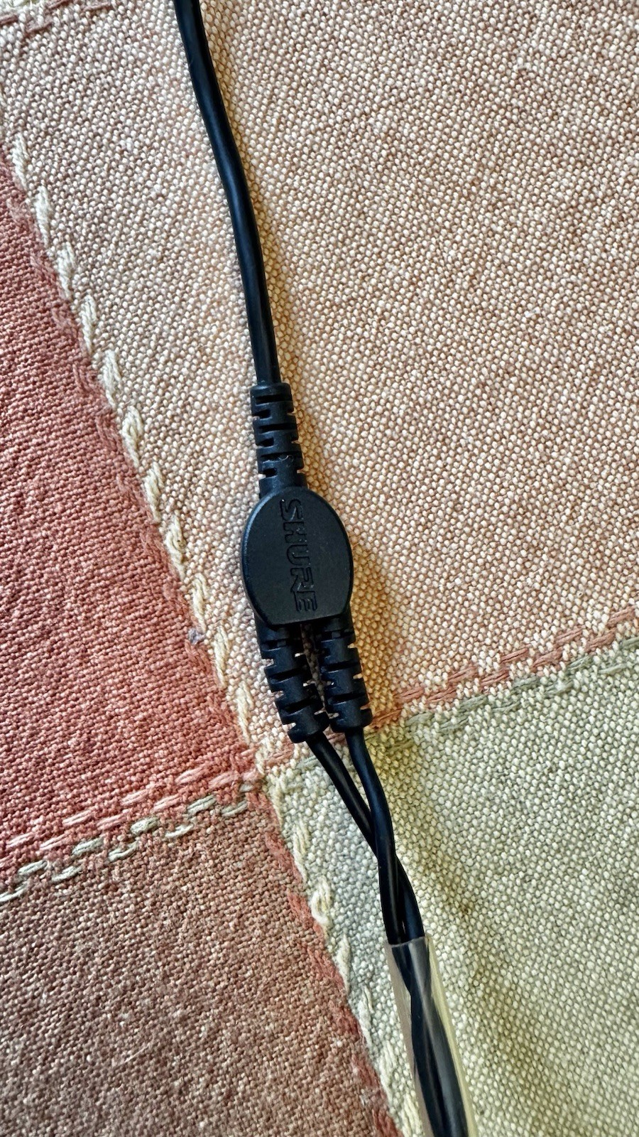 Sure Wired Earbuds Noise Cancelling Used