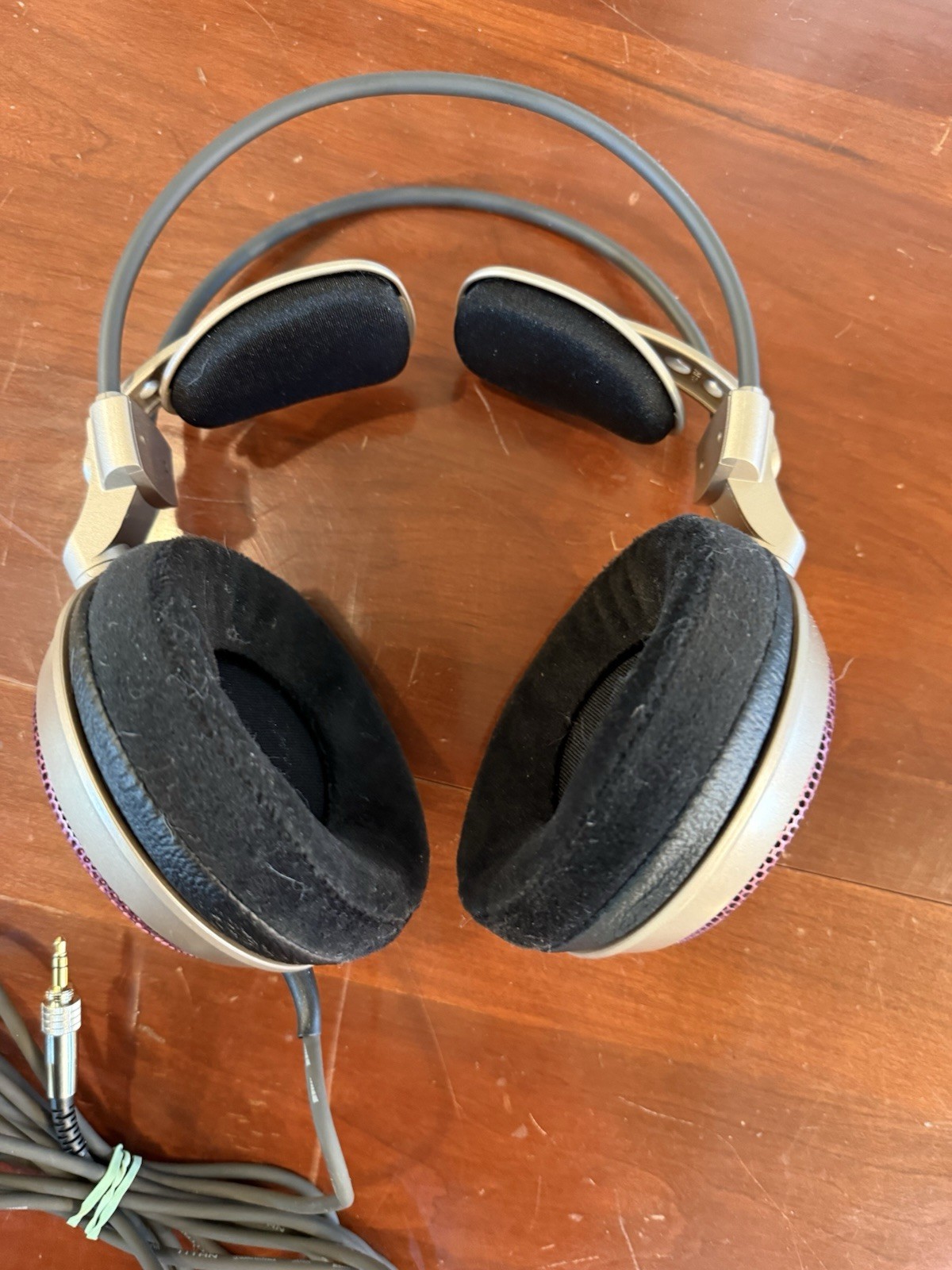 Audio-Technica ATH-AD700 Air Dynamic Open-Back Headphones – Purple – Excellent