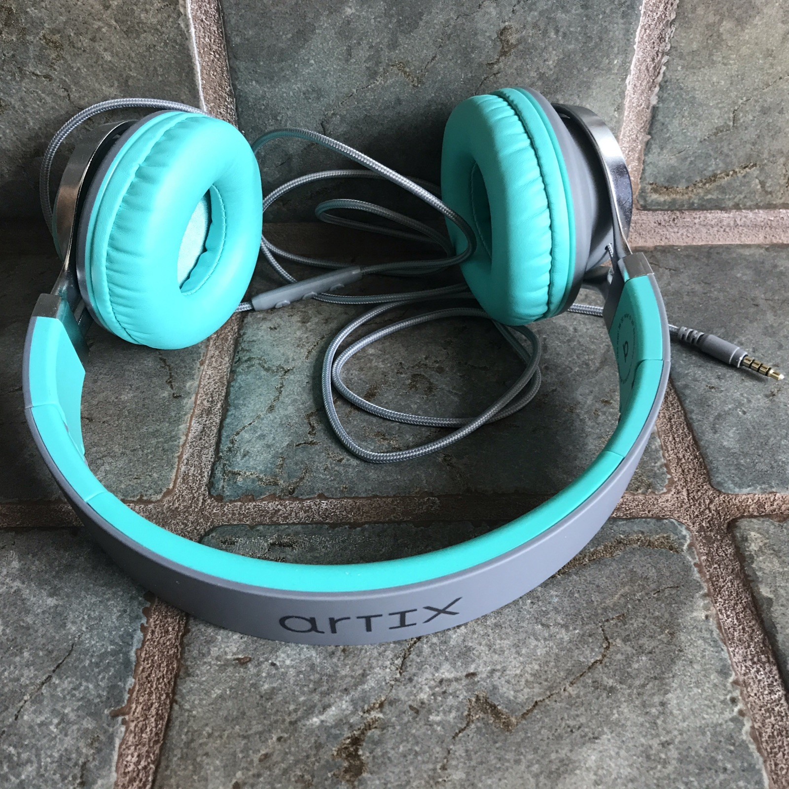 Artix Mint Green Foldable On-Ear Adjustable Wired Headphones Lightly Used