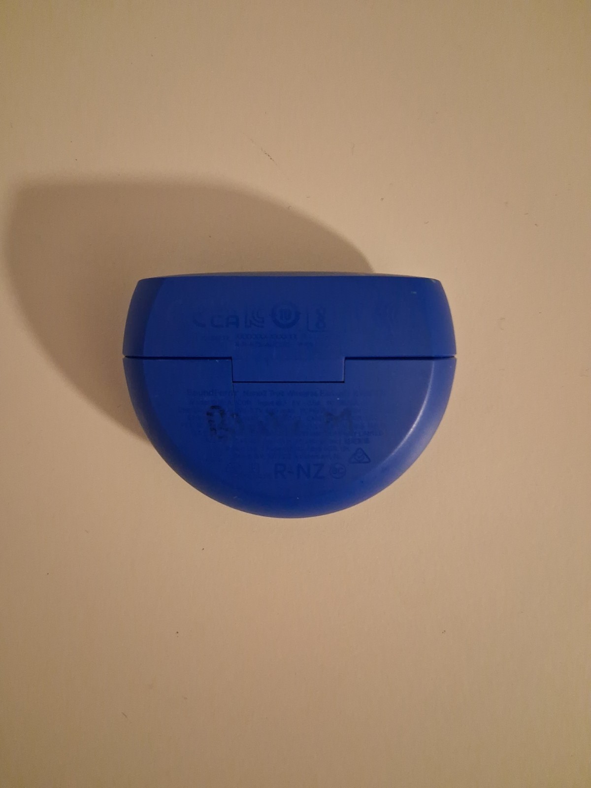Belkin SoundForm Nano 2 Bluetooth Kids Earbuds – Volume Limited, Sports – Blue