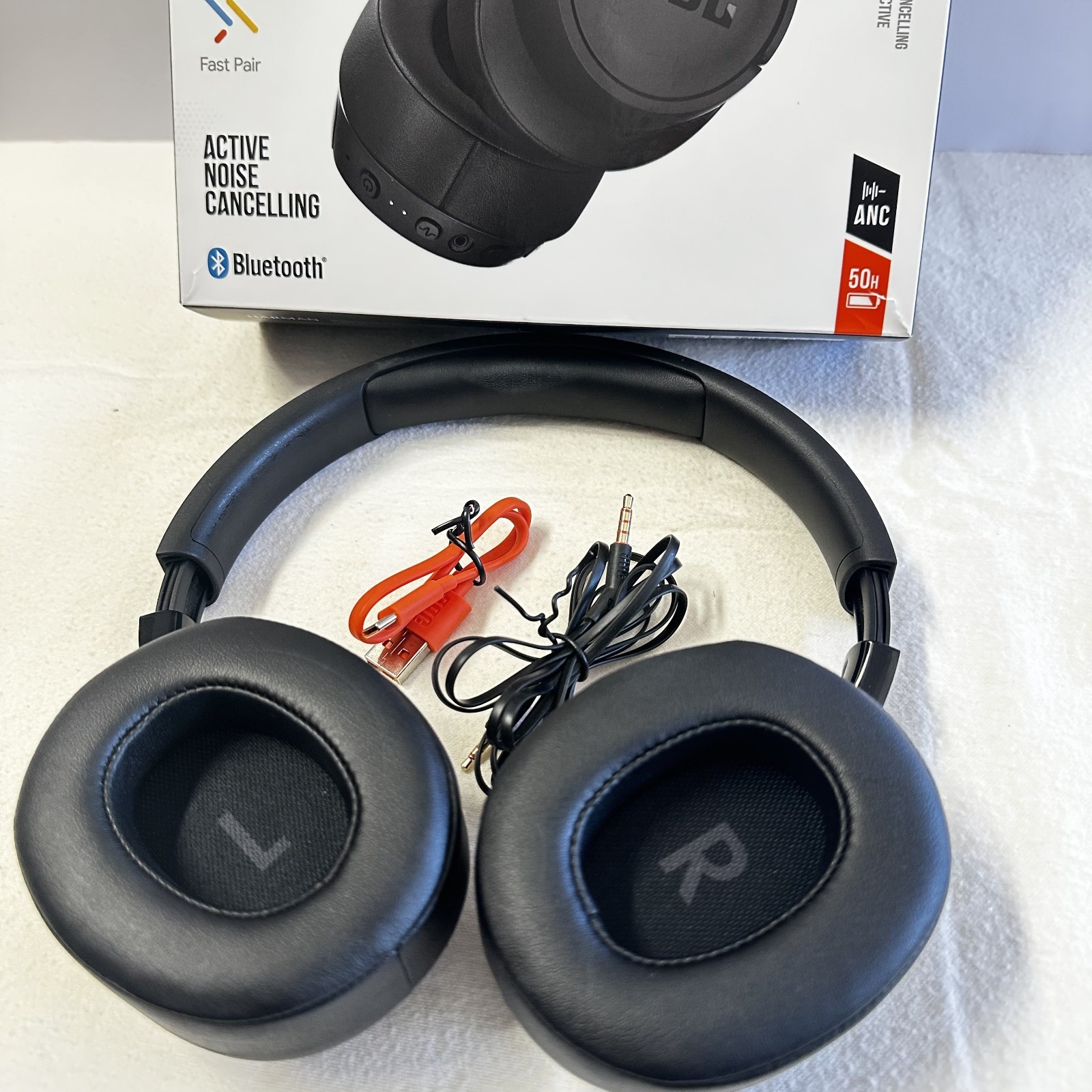 JBL 760NC (Over The Ear) Noise free Fast Pair Headphones – Black Open-box