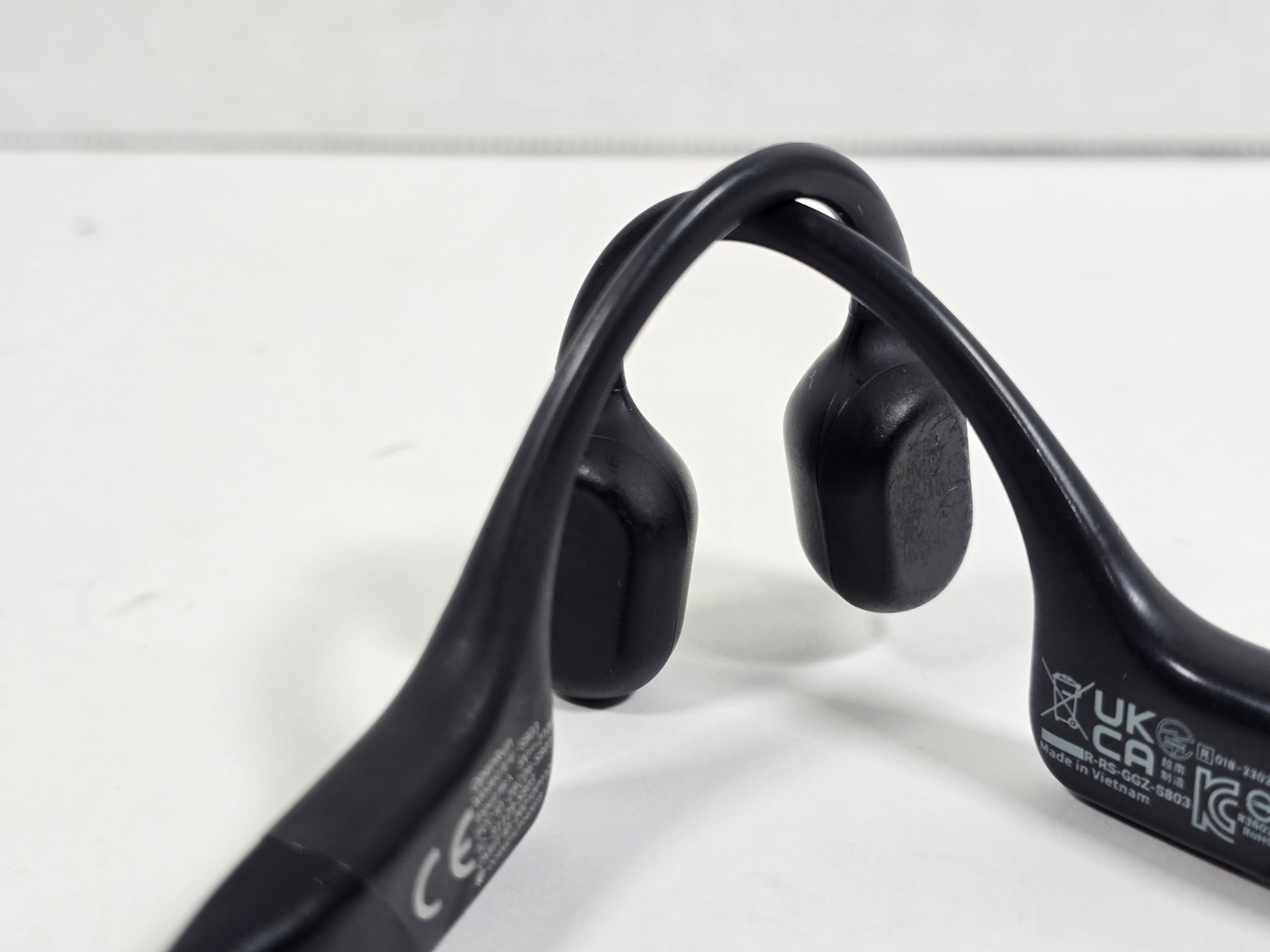 Shokz OpenRun S803 Wireless Bone Conduction Headphones Black READ