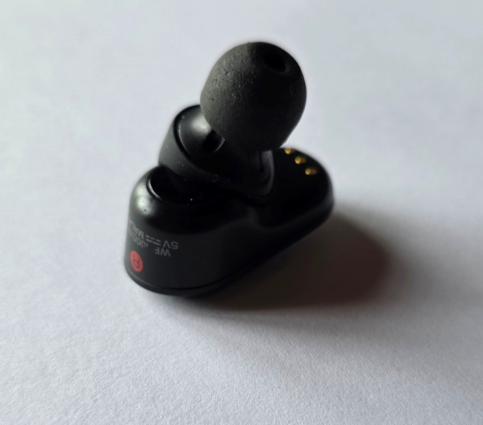 DEFECTIVE OEM Black Sony WF-1000XM3 RIGHT SIDE Wireless Earbud with BLOWN AUDIO
