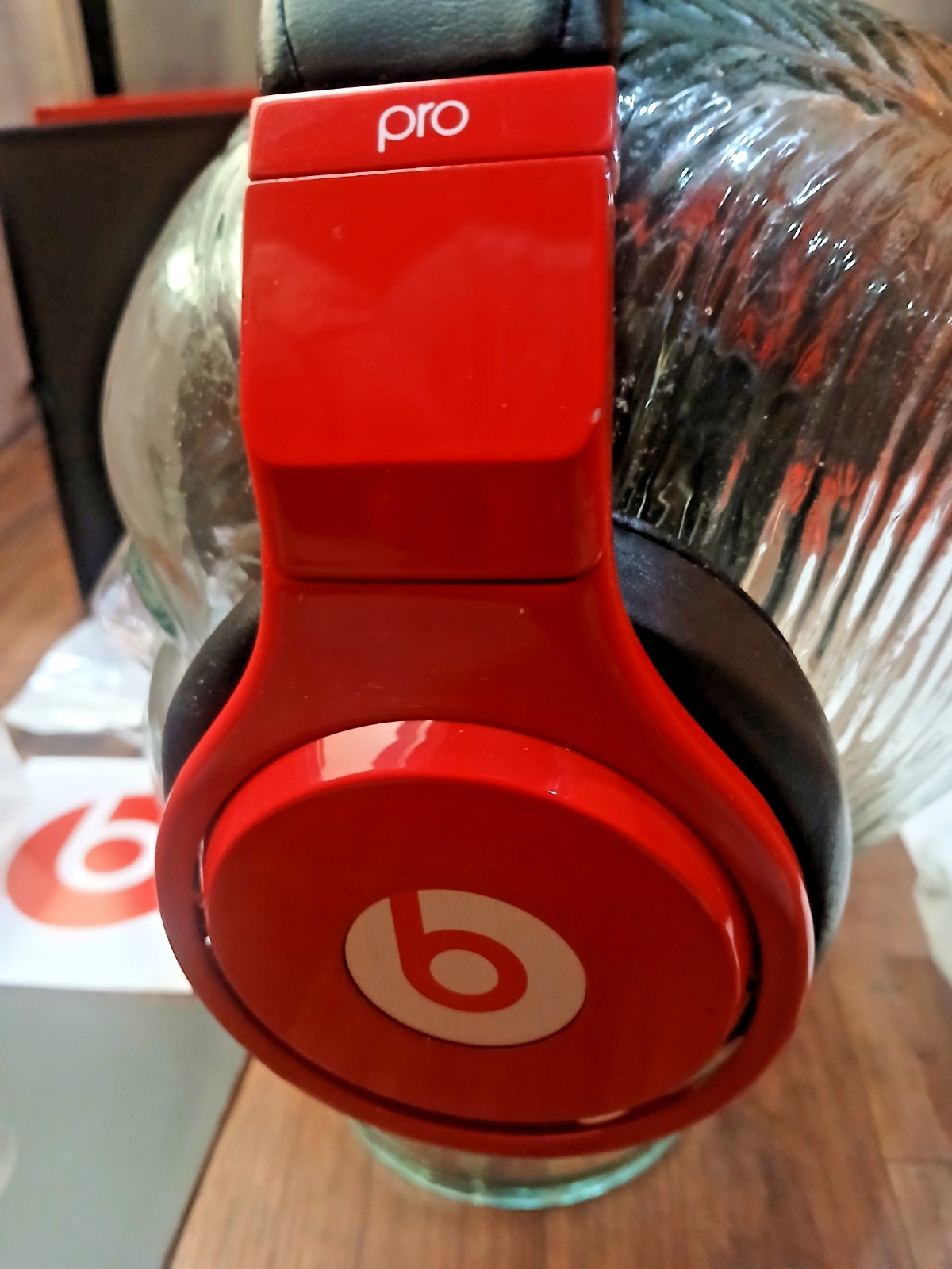 Discontinued Beats Pro by Dr. Dre ” Lil Wayne Red ” Studio Headphones (Rare)