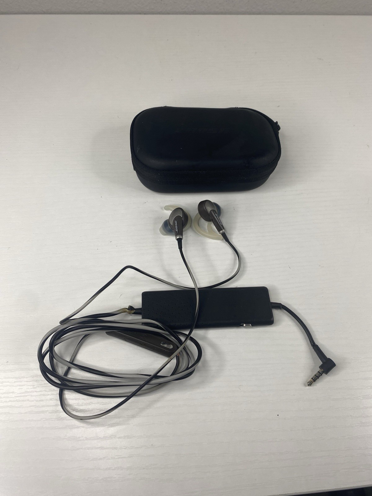 Bose QuietComfort 20 Noise Cancelling Wired Headphones QC20 Earbuds For IOS
