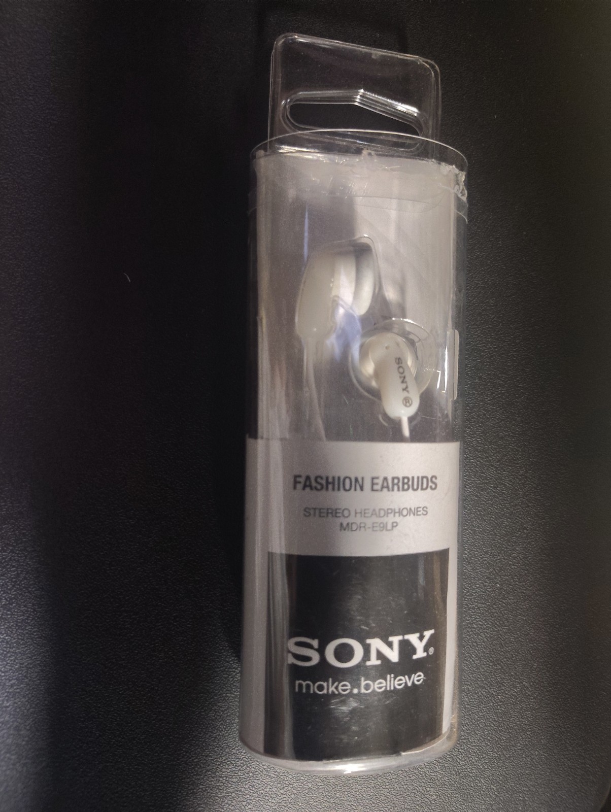 New Sony MDR-E9LP In-Ear Only Headphones – White Unsealed